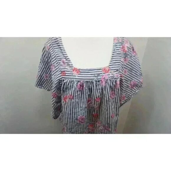 Time and Tru Women’s Striped Floral Blouse, Size M (8-10) - Picture 4 of 14